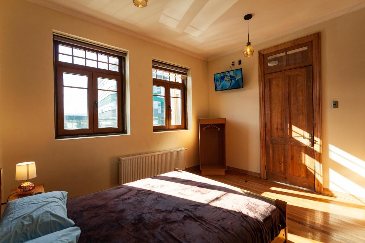 Hostal Boutique Patagonia Mistica Punta Arenas Bagian luar foto