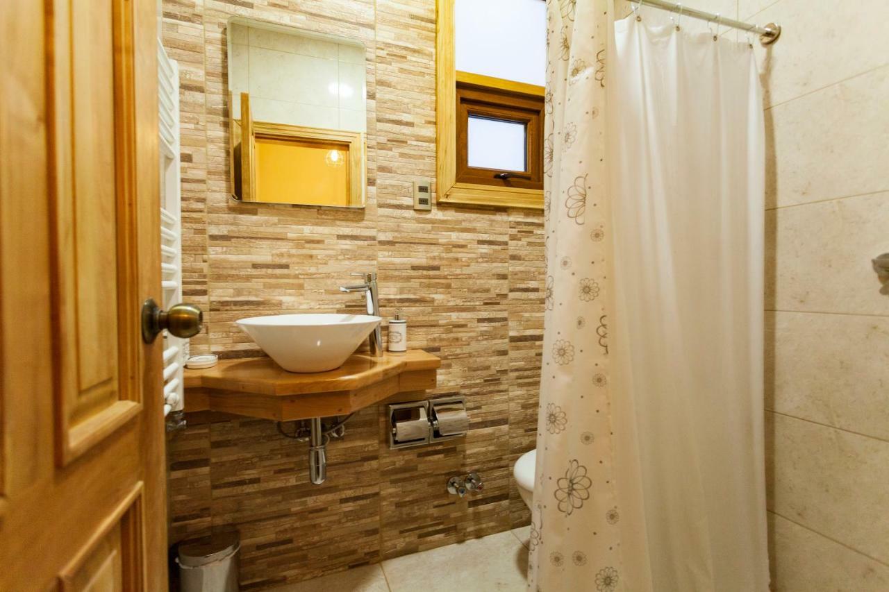 Hostal Boutique Patagonia Mistica Punta Arenas Bagian luar foto